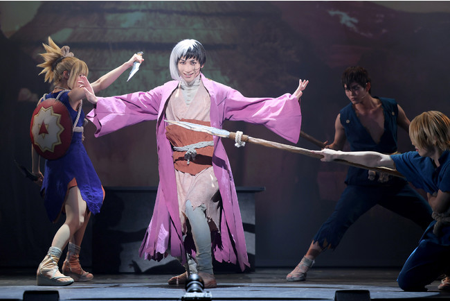 (C)米スタジオ・Boichi/集英社・「Dr.STONE」THE STAGE製作委員会 (C)米スタジオ・Boichi/集英社・「Dr.STONE」THE STAGE製作委員会