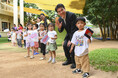 松本洋平 文部科学大臣がカンボジアの幼稚園JISPPを訪問