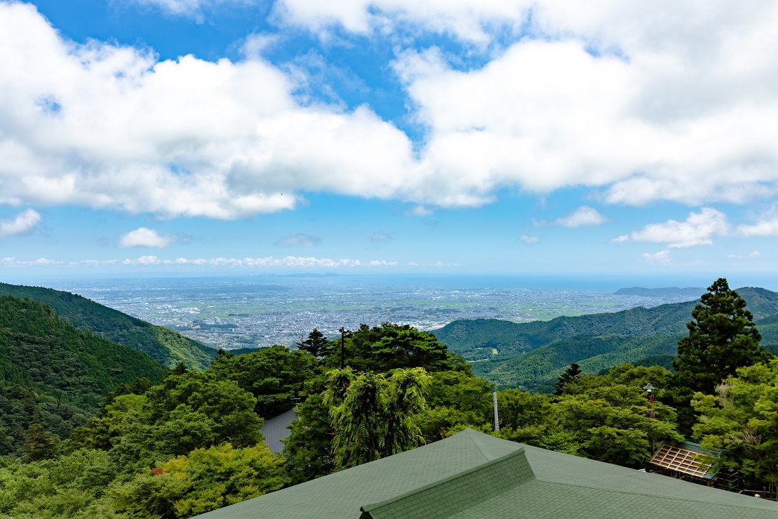 丹沢 大山フリーパス のご提示で特典満載 新緑の大山 Touch Green Campaign を開催 小田急電鉄株式会社のプレスリリース