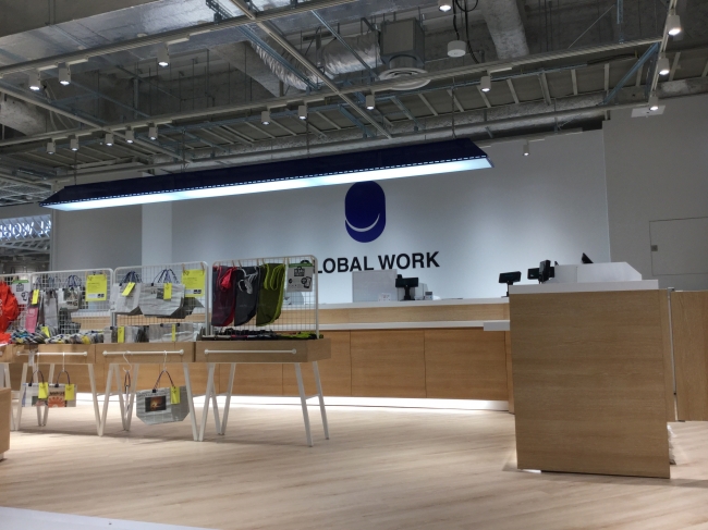 Global Workがリンクスウメダに関西最大級の店舗をリニューアルオープン 株式会社アダストリアのプレスリリース