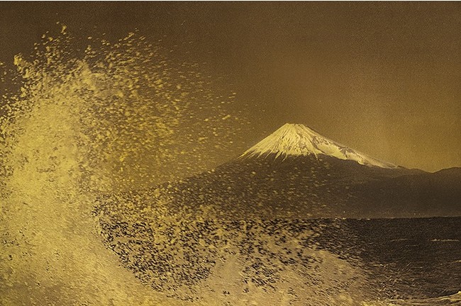 Hommage to Hokusai (C)Mineko Orisaku Hommage to Hokusai (C)Mineko Orisaku