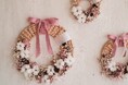 Always Flowersからクリスマス限定フラワーバッグ&リースが登場!カンボジアの小さな村で紡がれたオリジナルアイテム。
