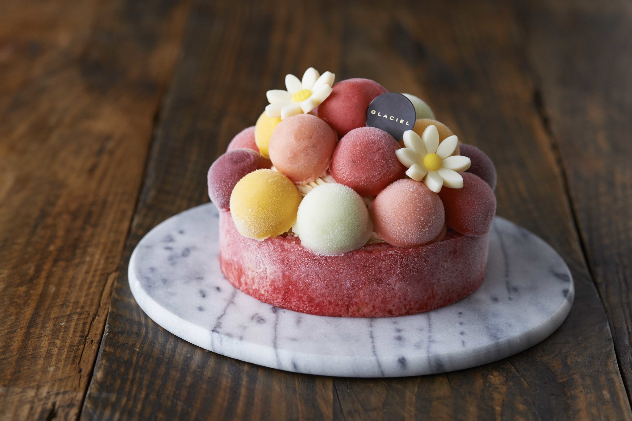 1日に最大130台売れるアイスケーキ！バルーンドフリュイがルタオのオンラインショップで人気。｜株式会社ケイシイシイのプレスリリース