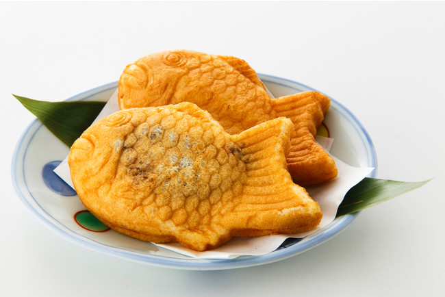 ★新登場★【たい焼き（2個）】小豆とカスタード味　299円（税込329円）