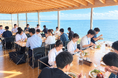 【2028卒生向け】山口県の企業をバスで巡る！富士商グループ「企業見学バスツアー＆カフェランチ会」を開催