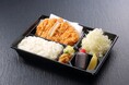 デリバリーはじめました!紫峰もち豚を使用したとんかつ専門店の味を、ご家庭でもお楽しみいただけます