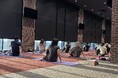 仕事帰りに心と身体をリフレッシュ　5Fパノラマラウンジでヨガクラスを開催