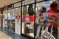 顔認証による入退店を用いた無人古着屋としては全国初、超セキュリティ無人古着屋「無人古着屋ストレージ・ゼロ」。