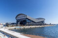 神⼾に⽇本初・270 度海に囲まれた次世代アリーナ「GLION ARENA KOBE(ジーライオンアリーナ神⼾)」竣⼯