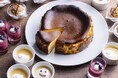 芋、栗、かぼちゃを使ったデザート約12種が楽しめる「ランチ&ハロウィーンスイーツビュッフェ」と月替わりの本格ヨーロピアンメニューが味わえる「ヨーロピアンハーベストディナービュッフェ」を提供