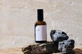 フレグランスブランド【NOWHERE NOWHERE】艶やかな手触りと香りを纏う「ヘアトリートメントオイル」を発売