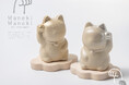 招き猫をテーマにした新シリーズ「maneki maneki ［まねき・まねき］」を発表。第一弾は、瀬戸焼 × 漆塗りの超本格招き猫！