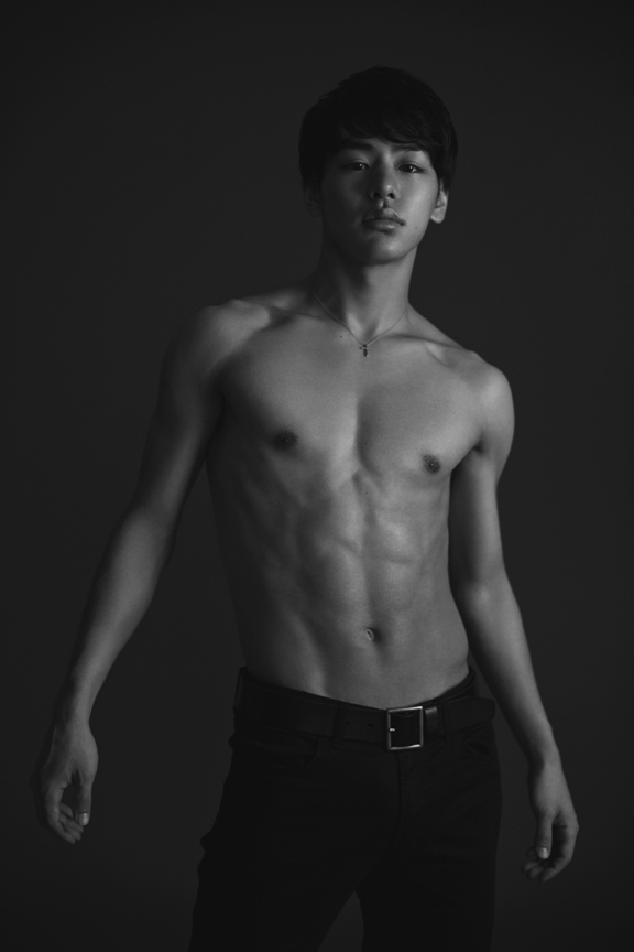 イケメンすぎるダンサー Rui との妄想プライベートレッスンと大ヒット曲でときめく エクササイズdvdが発売 株式会社ソニー ミュージックレーベルズのプレスリリース