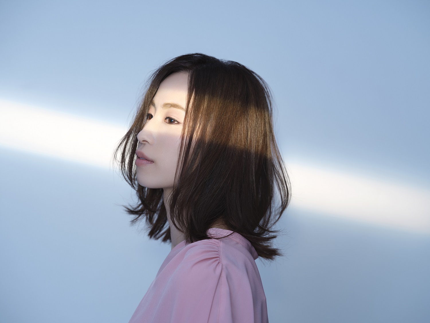 Uru 8月25日リリースのニューシングル Love Song 初回盤収録のダイジェストムービー公開 Cd封入にて11月国際フォーラム先行抽選の実施も決定 株式会社ソニー ミュージックレーベルズのプレスリリース