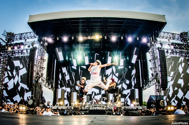 ２日間で11万人を動員 One Ok Rock が静岡 渚園で開催したスペシャルライブを11月日 日 にwowowで独占放送 株式会社wowowのプレスリリース