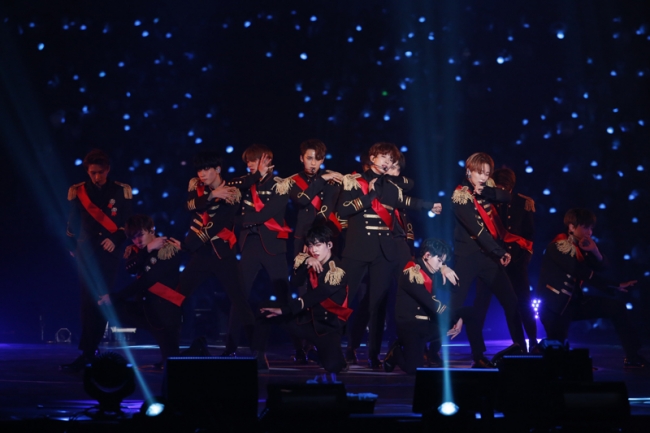 韓国で結成された13人組ボーイズグループ“セブチ”ことSEVENTEEN。待望 ...