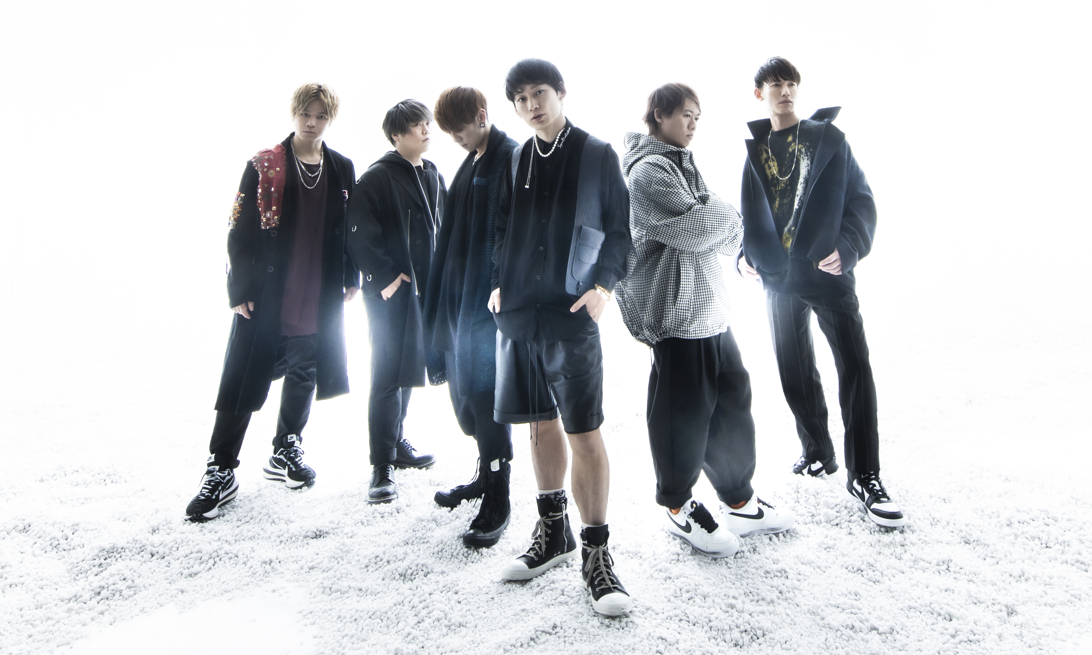 Uverworld Takuya 生誕祭 Wowowスペシャル 16年 年に行なわれたボーカルtakuya の生誕祭ライブ6本をwowowで4月 5月全曲ノーカットでお届け 株式会社wowowのプレスリリース