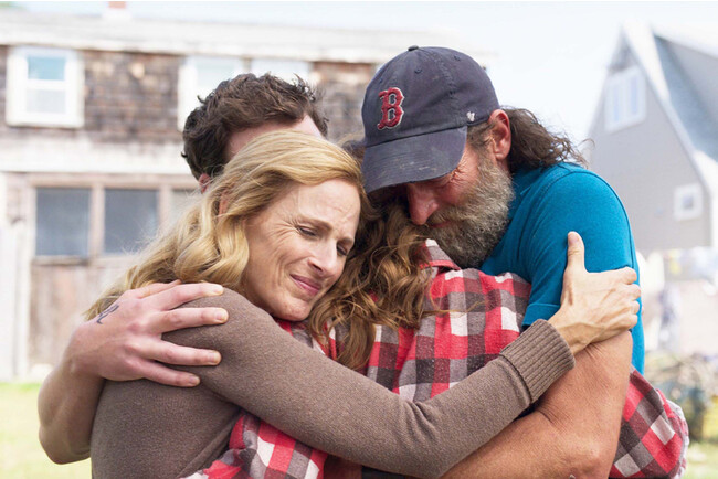 (C) 2020 VENDOME PICTURES LLC, PATHE FILMS (C) 2020 VENDOME PICTURES LLC, PATHE FILMS