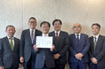 日本調剤、マイナンバーカードを活用した受診勧奨によってがんの早期発見に貢献した従業員を称える社内表彰式を開催
