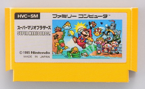 紙で「スーパーマリオブラザーズ」カセットも再現