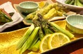 【農林水産省のお墨付き】“生で食べられる”アスパラは初夏の逸品!4種の食べ方でご提供!「北海道海鮮 にほんいち 福島店」