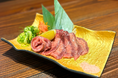 馬肉ファン垂涎の新メニュー登場!幻の「馬のタン刺し」の提供開始!【大衆馬肉酒場 馬王 堺筋本町店】
