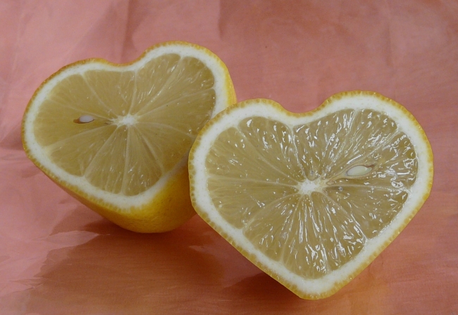 ハート形レモン