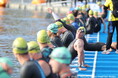 2025世界トライアスロン横浜大会 15周年記念企画「スイムポンツーン(スイム飛込用の浮桟橋)ウォーク&稚魚放流」を初開催します!