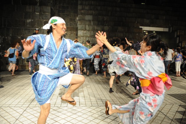 コンドルズと踊る！横浜大盆ダンス