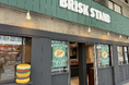 新店舗！日本一に輝いた“和食にかぶりつけ”で話題のグルメバーガーショップ『BRISK STAND』が足立区北千住にGRAND OPEN！