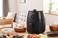 「Simplus」シリーズからダイヤル式ノンフライヤー2L「SP-FRD01」を新発売します。