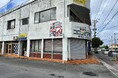 沖縄県名護市、職安隣に「リゾートOKAMI」サテライトオフィスをオープン！「目立つ！」大きな案内看板設置しました。
