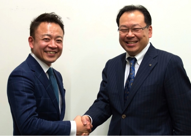左：株式会社Next Action代表取締役社長 松田充弘　右：株式会社プロントサービス代表取締役社長 綾野喜之
