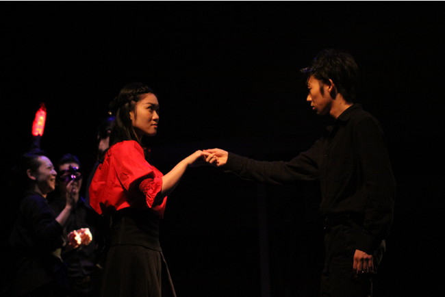 過去公演 シアター代官山プロデュース『ロミオとジュリエット』より 過去公演 シアター代官山プロデュース『ロミオとジュリエット』より