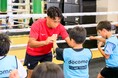 <子どもたちがプロのセカイを体験し、大切な学びや夢をみつけることができるプロジェクト>大橋ボクシングジム所属の武居由樹選手、平岡アンディ選手が「ドコモ未来フィールド」で子どもたちにボクシング指導!