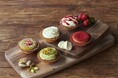 「BAKE CHEESE TART」から見た目も可愛い“クリスマスコレクション”!「手しぼりクリーミーチーズタルト X’mas」焼きたてチーズタルト「ピスタチオベリー」&「フランボワーズ」が登場