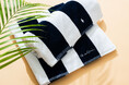 【ロンハーマン】Polo Ralph Lauren Homeに別注した、ネイビーとホワイトのストライプパターンが映えるビーチタオルが登場。