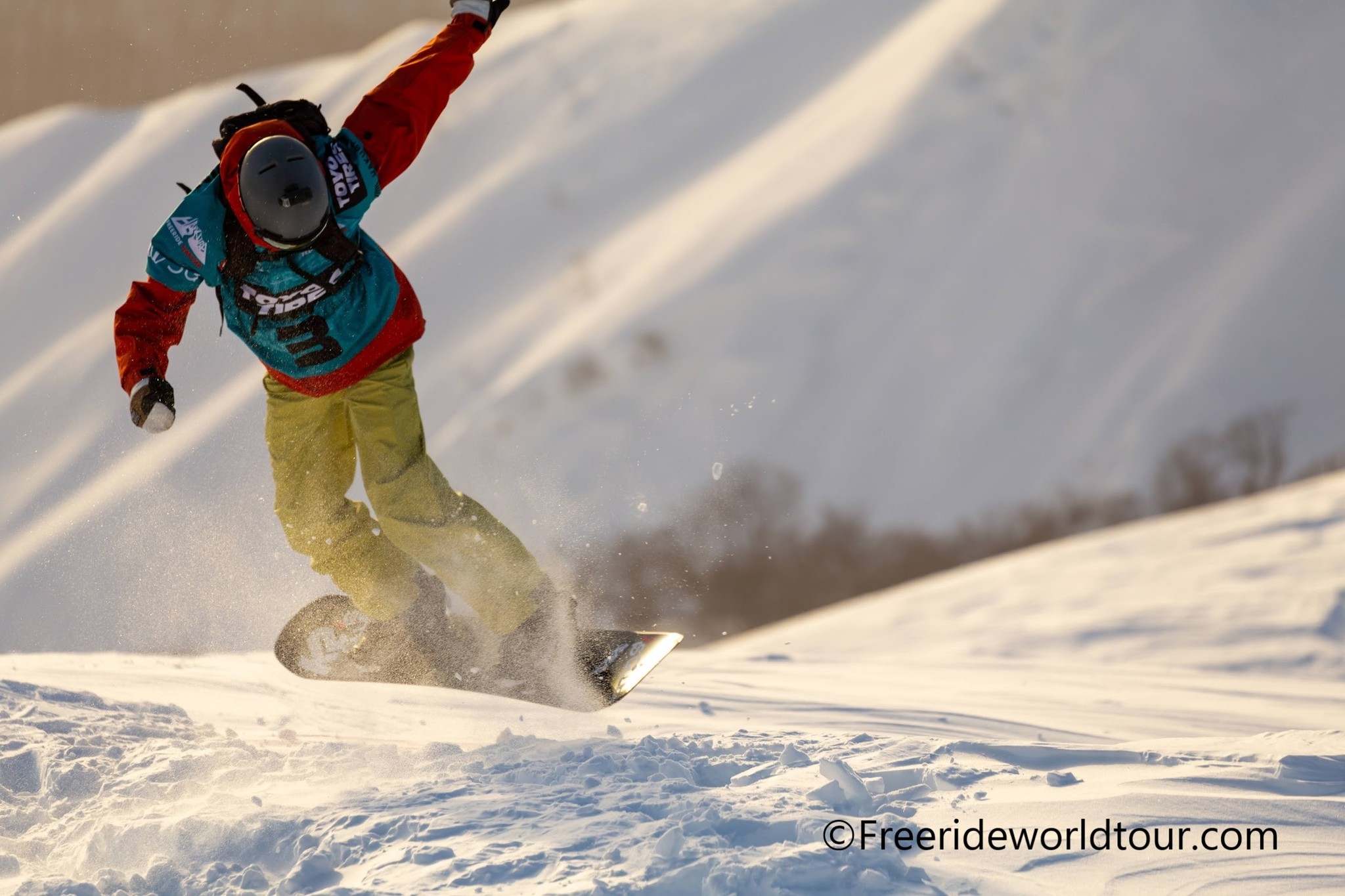唯一無二のフリーライドスキー・スノーボード大会「Freeride World Tour 2022」 全戦の放送/配信決定！｜J SPORTSの