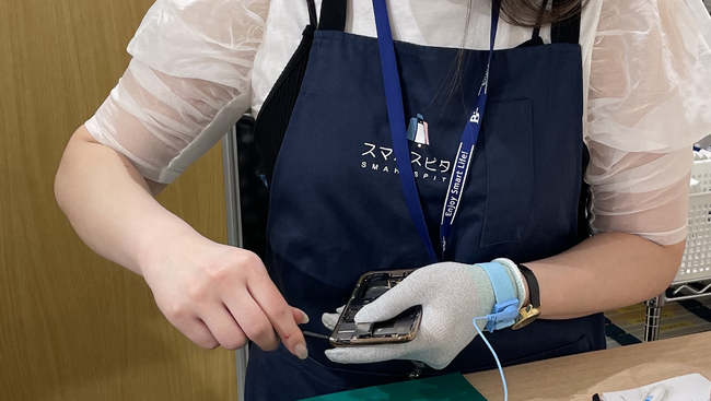 スマホのバッテリー交換は店頭で最短即日対応! スマホのバッテリー交換は店頭で最短即日対応!