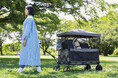 日差しも雨もおまかせ！おでかけがもっと楽しくなる、夏休みに大活躍の屋根付きキャリーワゴンが登場