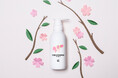 シリーズ累計100万本*突破！2歳から使える人気コンディショナーから、桜エキスが春特有の外的ストレスから子どもの地肌と髪を守る「ママベビー コンディショナー 桜」が新登場。