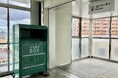 JR西日本、駅構内へ古着回収ボックスを設置開始、廃棄衣類の削減を目指す