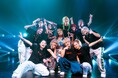 RIEHATA率いる最強ダンスクルー:魂の叫びのような圧巻のパフォーマンス!