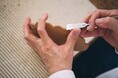日本各地の職人技術を活かすクラフトシップス、輪島の木地と鯖江の手彫り・吹付塗装を組み合わせた商品を企画・開発