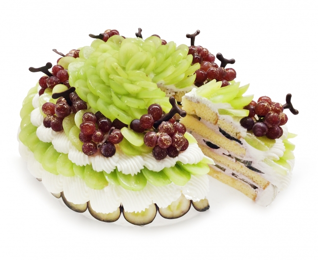 カフェコムサは毎月22日がショートケーキの日 8月は3種のぶどうのショートケーキを限定発売 株式会社ファイブフォックスのプレスリリース