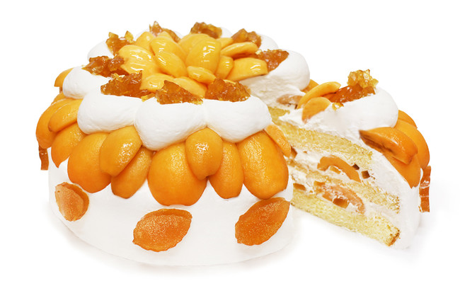 カフェコムサは毎月22日がショートケーキの日 4月は本州初上陸のフルーツ 高倉びわ を使用した限定デザイン 株式会社ファイブフォックスのプレスリリース