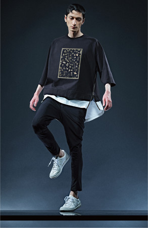 ［ベータ・メン］プルオーバー　33,000円(税込)