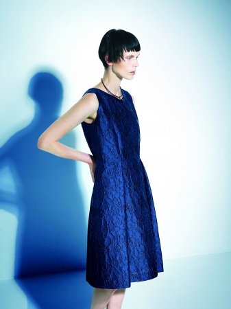 藍鉄色　ドレス ￥54,000（税込）【アルチザン】