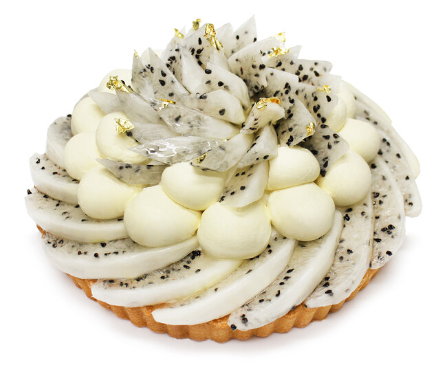 コロンビア産「ハニーピタヤ」とパッションフルーツムースのケーキ コロンビア産「ハニーピタヤ」とパッションフルーツムースのケーキ