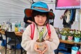 ペットボトルキャップ約1,000個が、花を育てる鉢になった。国際水準の花の祭典「Fukuoka Flower Show 2026」で約30人がアップサイクルを体験